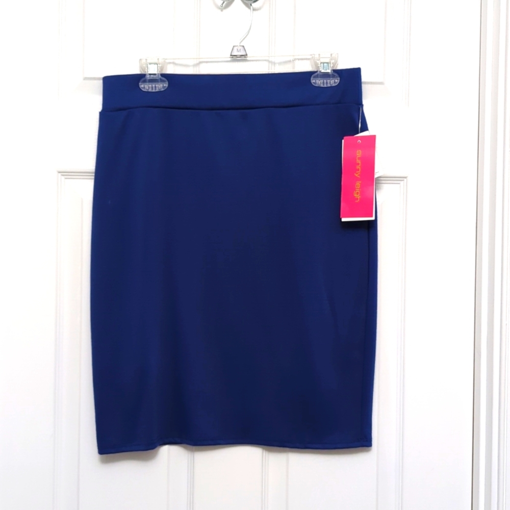 Women's size M cobalt blue stretch skirt